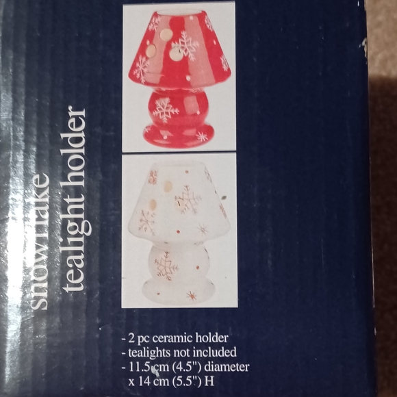 Red and white snowflake tealight holder (NEW) - Picture 3 of 3